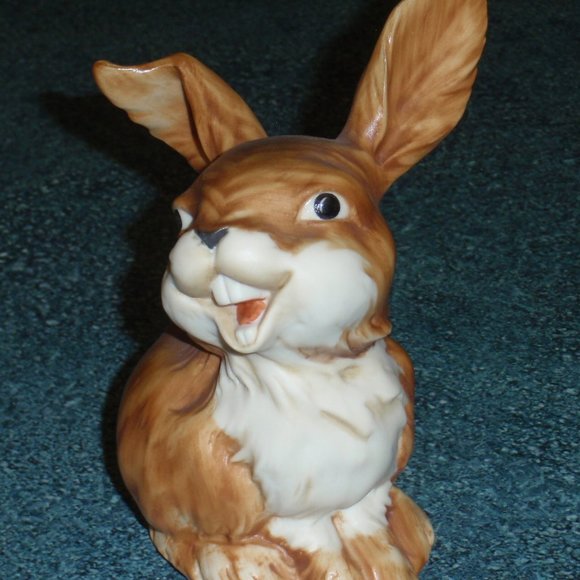 Kaiser W. Germany Porcelain Brown Laughing Bunny # 554 - CUTE CHRISTMAS GIFT! - Picture 3 of 9
